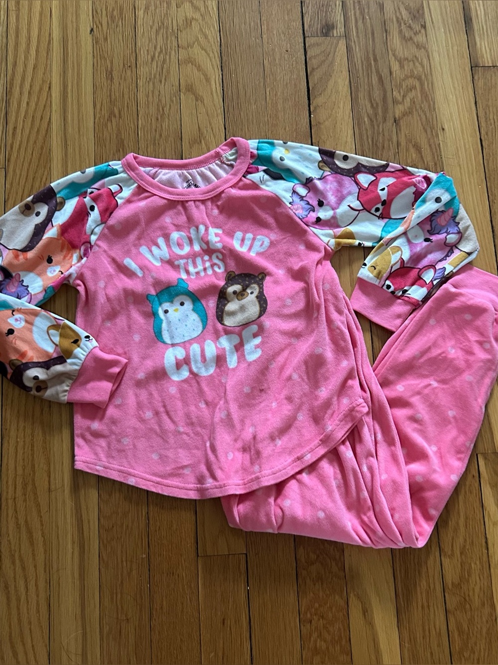 Squishmallows Pink Graphic Pajama Set in Girls size 7/8